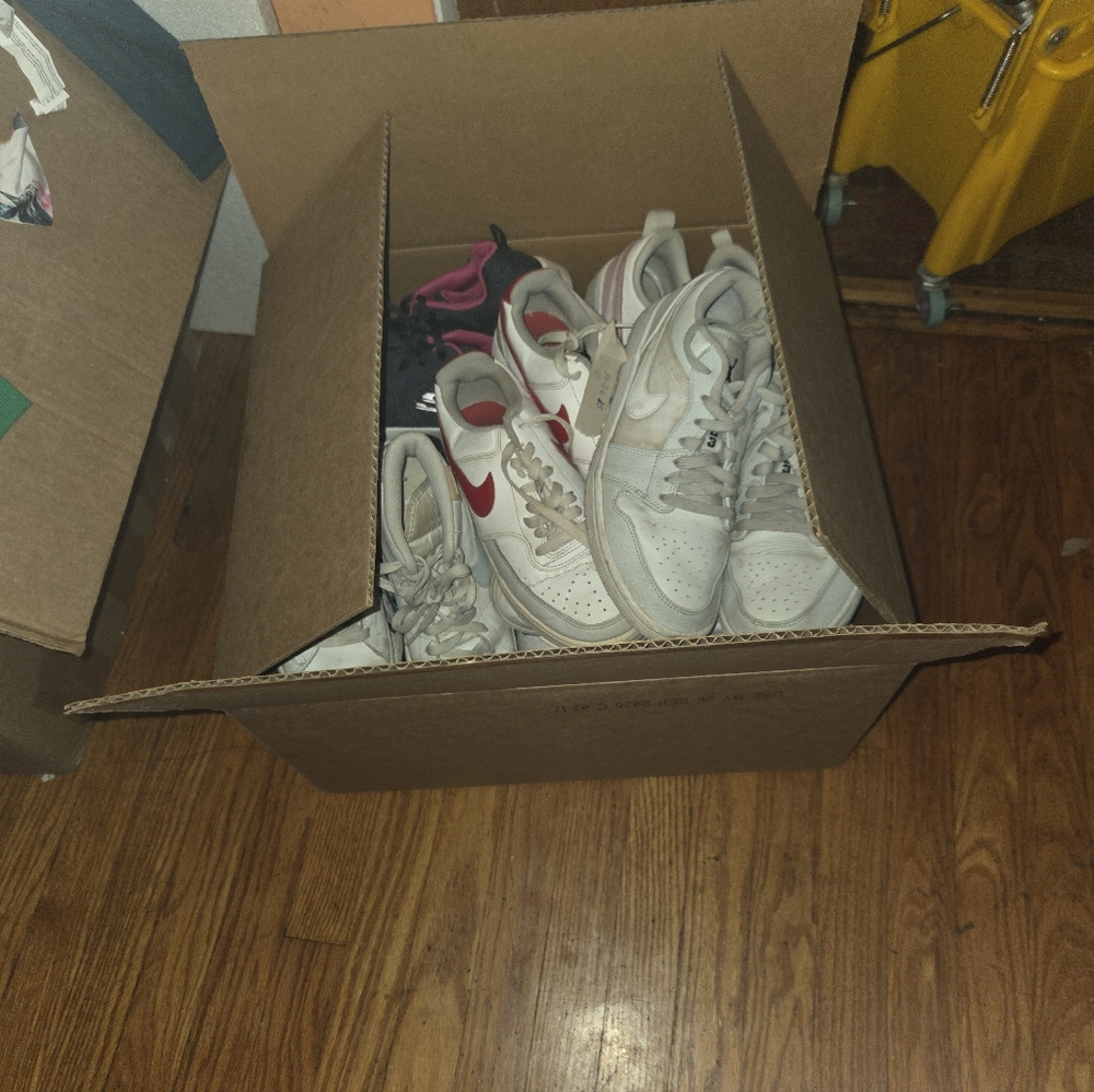 Used Mixed Athletic Shoes - Picture 2 of 7